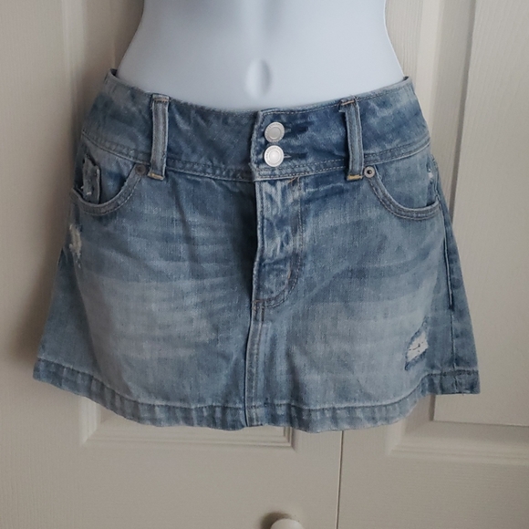 American Eagle Outfitters Dresses & Skirts - American eagle mini skirt